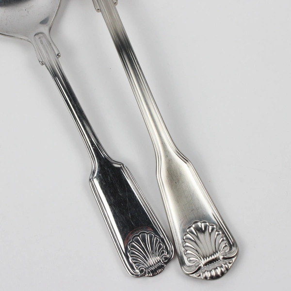 Lot Of 5 Towle Silver London Shell (Stainless) Flatware 4 Soup Spoon Dinner Fork