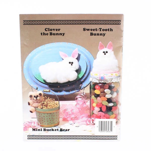 Plaids Craft Collection Bear and Bunny Fun by Pam Clarizio 1986 Paperback