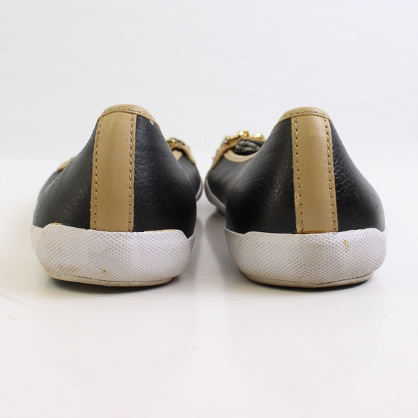 Liz Claiborne Black/White Leather Blair Loafer Gold Chain Detail Women's Size 8M