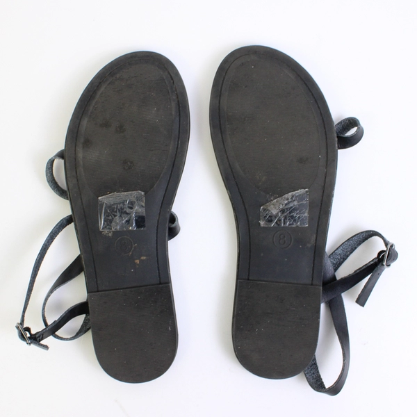 Target Universal Threads Black Leather Strappy Sandals Women's Size 8