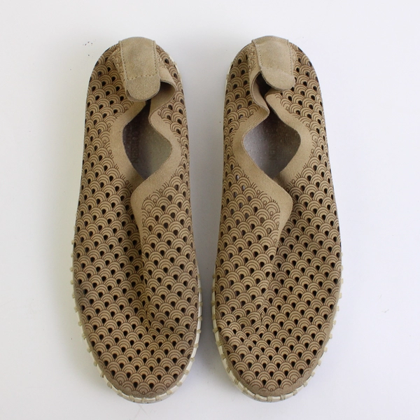 Ilse Jacobsen Tulip 139 Perforated Slip-On Sneaker Latte Beige Women Size 5.5/6