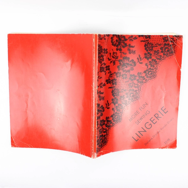 More Fun Sewing Lingerie Darlene Dryden & Ronda Divers 1971 Paperback