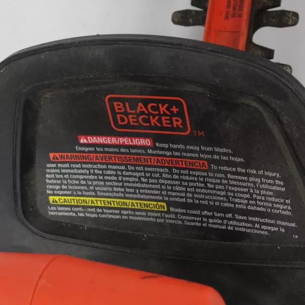 Black & Decker TR117 Corded 17" Inch Hedge Trimmer Lightweight Shrub Bush Cutter