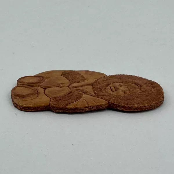 Vintage Wooden Magnet Of Eskimo Intuit Child Made in Canada 3"