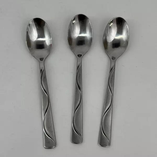 Lot of 3 Cambridge Teaspoons Boa Frost Stainless Steel 6 7/8" Made in China