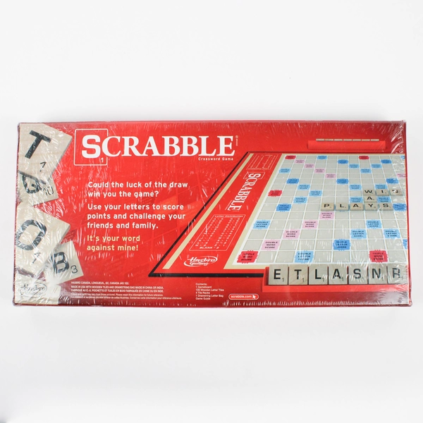 Hasbro Scrabble Board Game New in Box and Sealed 2-4 Players Ages 8+ 2013