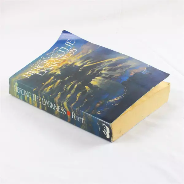 Piercing The Darkness: Frank E Peretti Paperback 1989 3rd Printing