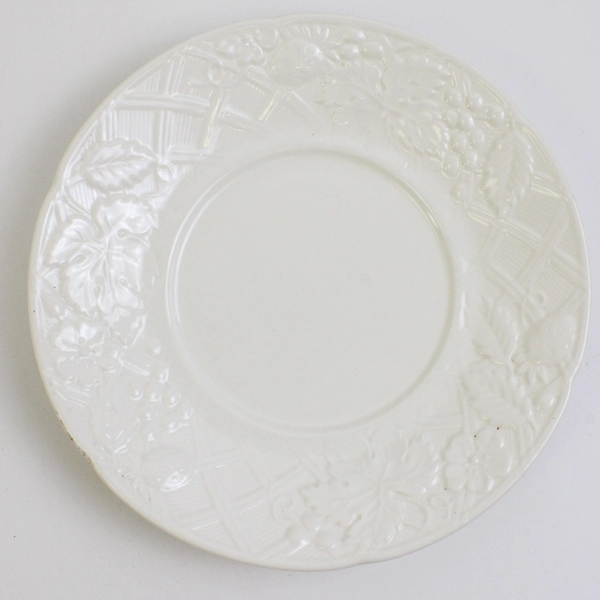 Lot Of 4 Mikasa English Countryside White Saucer Plates DP900