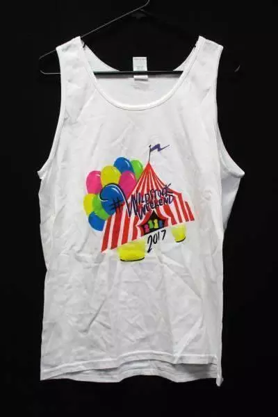 Lot of 2 Gildan Linfield College Wildcats T-Shirts Size S & M Circus Design