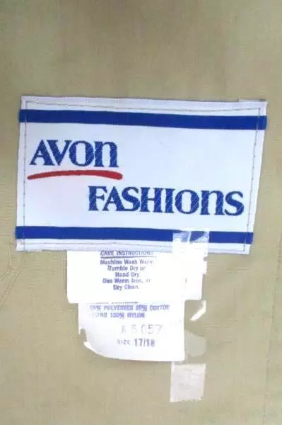 Avon Fashions Vintage Beige Trench Coat Women's Size 17/18 Tie Waist Button