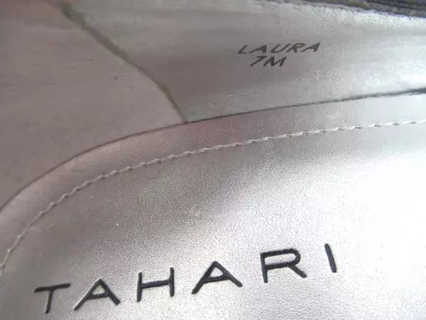 Tahari Laura High Heels Platform Stilettos Black Patent Leather Toe Women's 7M 