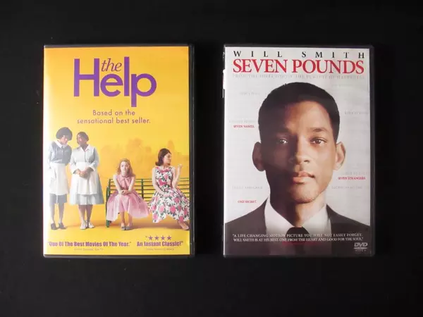 Lot of 2 DVDs: Seven Pounds & The Help - Will Smith, Viola Davis, Emma Stone