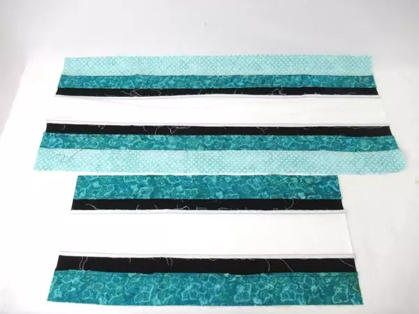 Teal Black White Floral Argyle Quilt Starter Set - 2 Fabric Pieces Lot