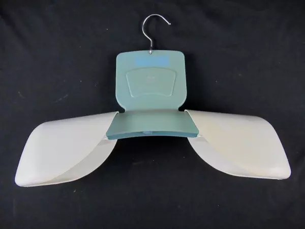 Vintage Twinfit Oversized Green Plastic Hanger Made in England, Good Condition