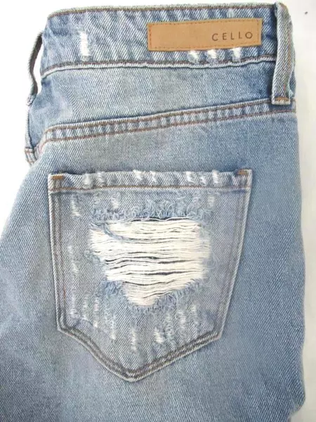 Cello Jeans Light Blue Denim Wash Heavy Distressing Raw Hem Women's Size 11
