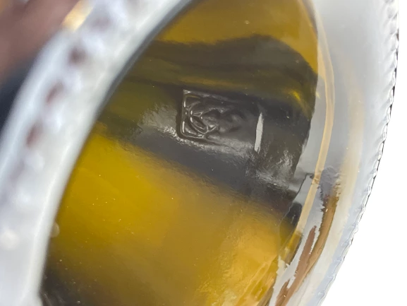 Lot Of 2 Oculus 2013 Brown Glass Wine Bottles Empty Mission Hill Estate Red Wine