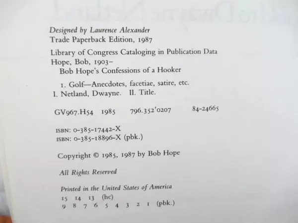 Bob Hope's Confessions of a Hooker Golf Book 1987 Paperback - Good Condition