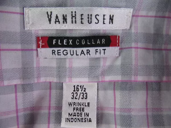 Van Heusen Flex Collar Regular Fit Plaid Button Down Shirt Men's 16.5 32/33