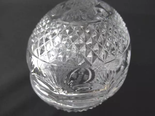 Vintage 1977 Avon Fostoria Crystal Egg Soap Dish Decorative Box Mother’s Day