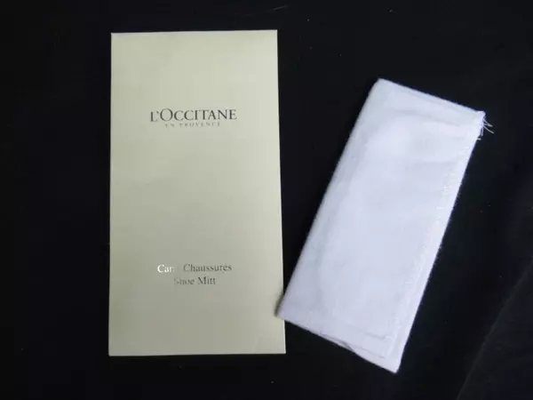 L'Occitane En Provence Shoe Cleaning Mitt White Felt 7"x5.5" Very Good