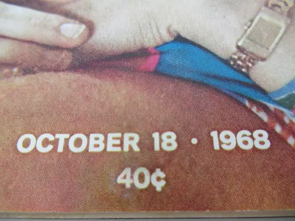 Vintage LIFE Magazine Oct 18 1968 Gene McCarthy Baseball World Series