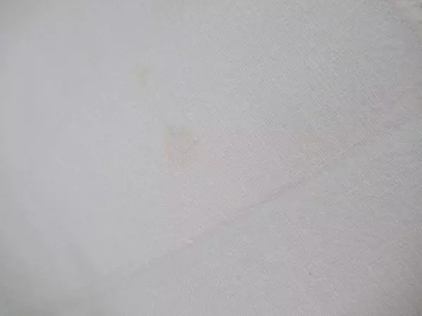 Vintage Ivory Table Runner Embroidered Vases Scalloped Trim 40"x12.5"