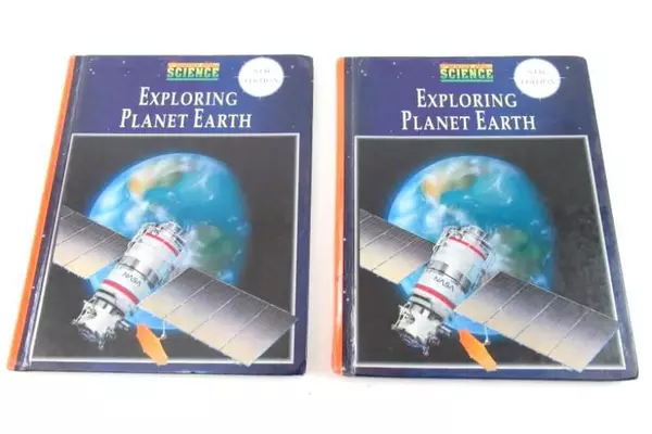 Lot of 2 Prentice Hall Exploring Planet Earth 3rd Edition Textbooks HC