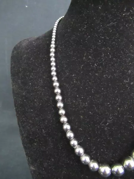 Vintage Hematite Graduated Bead Necklace 18" Dark Gray Spring-Ring Closure