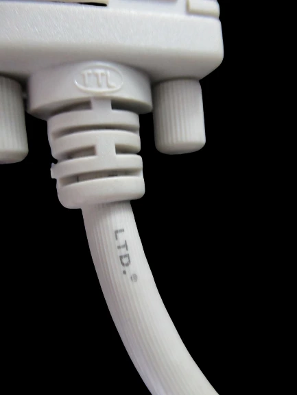 Total Technologies 72" Digital Monitor Cable E193793 AWM 20276 - Good Condition