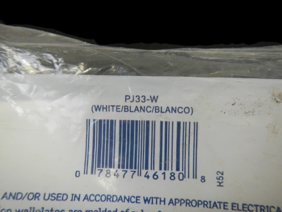 Leviton Unbreakable Nylon Wall Plate PJ33W 7"x5" - Great Condition