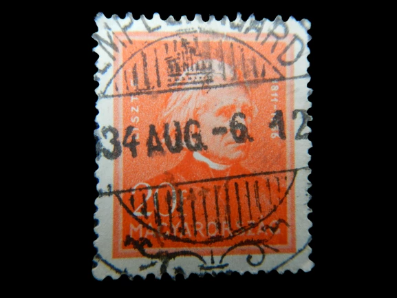 Hungary 1932 Used 20 Filler Stamp Red Square Man Jumbo Margins Collectible