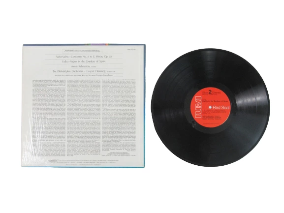 Saint-Saens Piano Concerto Vinyl LP 1970 - RCA Records - Good Condition