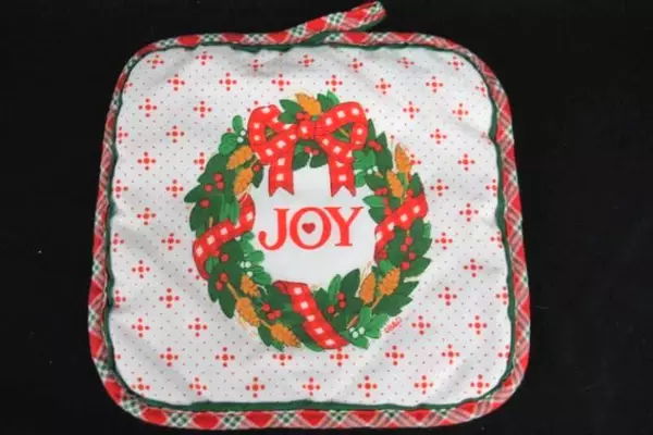 Vintage B&D Christmas Linens Set - Snowmen & Penguin Towels/Potholders Lot