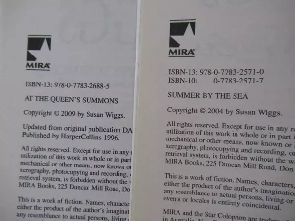 Lot of 2 Susan Wiggs Romance Novels Summer By The Sea & Queen's Summons