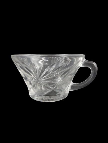 Lot of 4 Anchor Hocking Prescut Clear Glass Punch Cups Replacements Handle Star