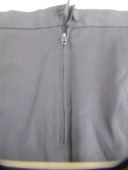 Faconnable Women's Size 12 Navy Wool Pencil Skirt Back Vent Pleats, Good Cond.