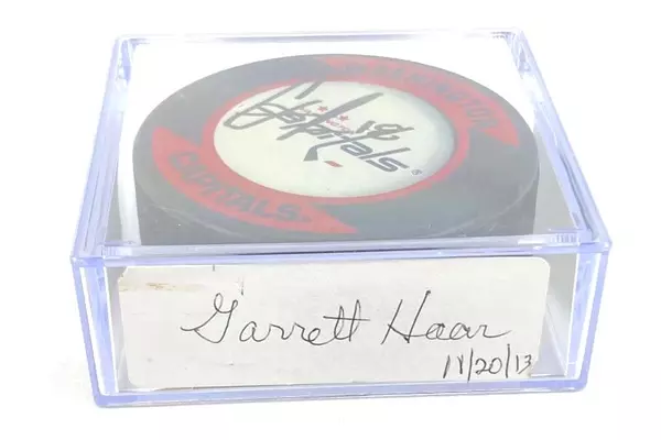 Garrett Haar Signed 2013 NHL Capitals Hockey Puck with Case - Pre-Owned