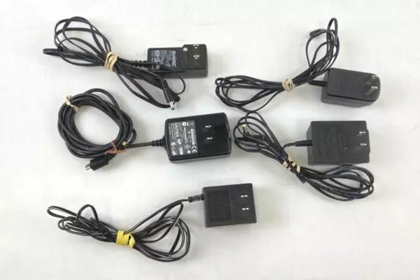 Lot of 5 Untested AC Power Adapters Uniden Motorola 2Wire 2-Prong