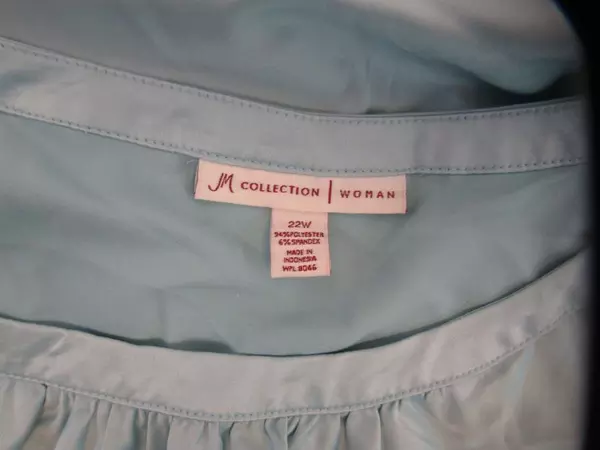 JM Collection Women's 22W Sleeveless Light Blue Blouse Top - Small Stain