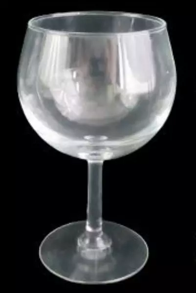 Lot of 2 Pre-Owned 7.5" Clear Crystal Chardonnay Wine Glasses
