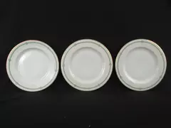 Lot of 3 Hutschenreuther White Dinner Plates Green Gold Edge Royal Bavarian Selb