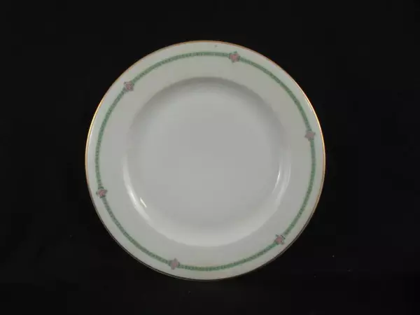 Lot of 3 Hutschenreuther White Dinner Plates Green Gold Edge Royal Bavarian Selb