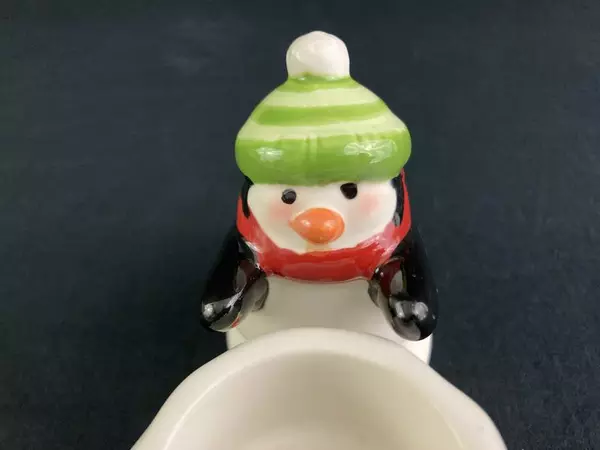 Hallmark Penguin Tea Light Candle Holder Ceramic Christmas Decor 4x6in