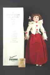 Vintage 1990 Seymour Mann Connoisseur Collection Porcelain Doll 