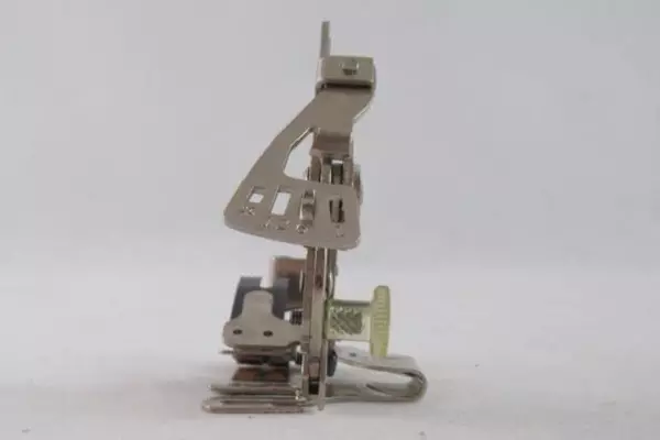 Vintage Greist Singer Sewing Machine Ruffler Foot USA Pat No 2593519 