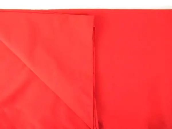 Red Polyester Blend Tablecloth 84"x58" Rectangular Good Condition