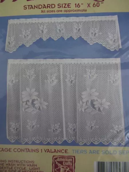 Vintage American Crafts White Floral Valance 60” x 16” Sealed Home Decor