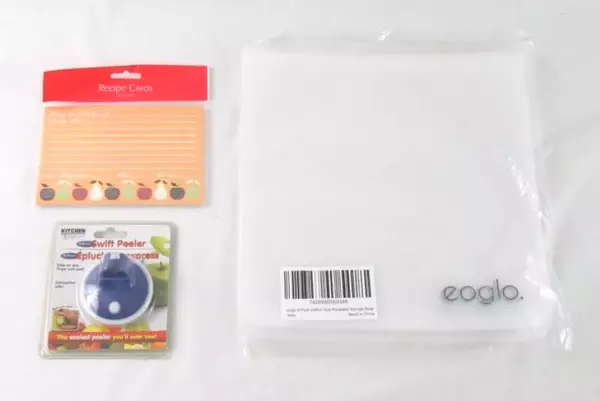 Kitchen Gadgets Lot: Spatulas, Measuring Spoons, Recipe Cards & More!