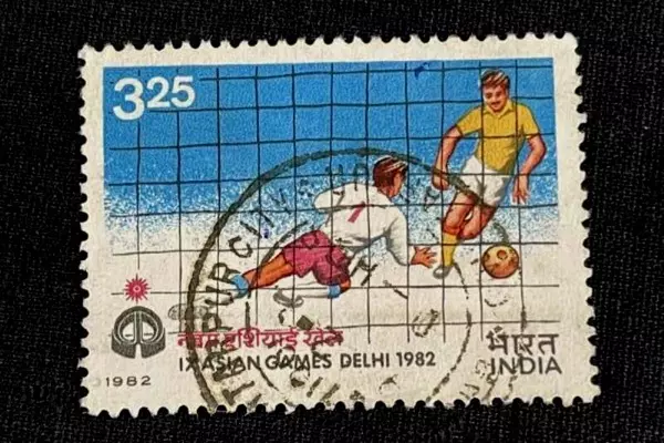 Lot of 59 Used Indian Stamps 1960s-1970s Monarchs & Buildings