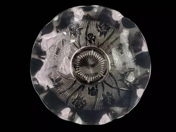 Vintage Jeannette Glass Iris And Herringbone Nine And A Half Inch Salad Bowl